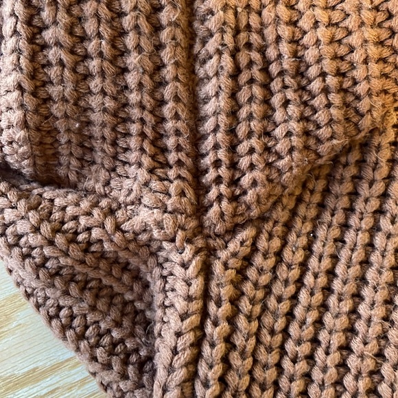 Oversized Pumpkin Burnt Orange Brown Sweater - Picture 14 of 14